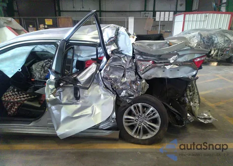 2017 Toyota Camry Se z USA, uszkodzony, nr VIN 4T1BF1FK4HU701694